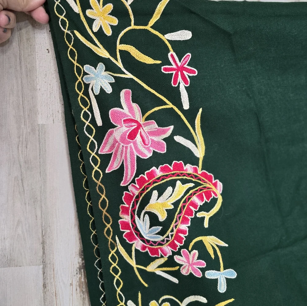 Embroidered Rectangular Hunter Green Tablecloth 40x84 Boho Floral